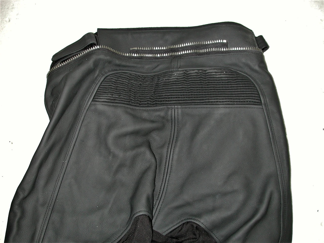 REV' IT!  Men's Black Motorcycle Leather Armor Pants Size:52EU