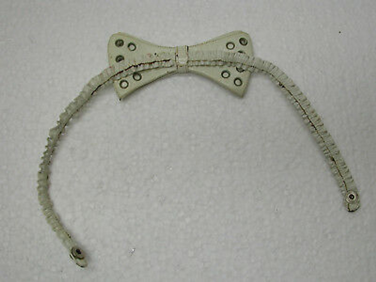 VINTAGE Women Italian White Leather Bow Tie with Grommets