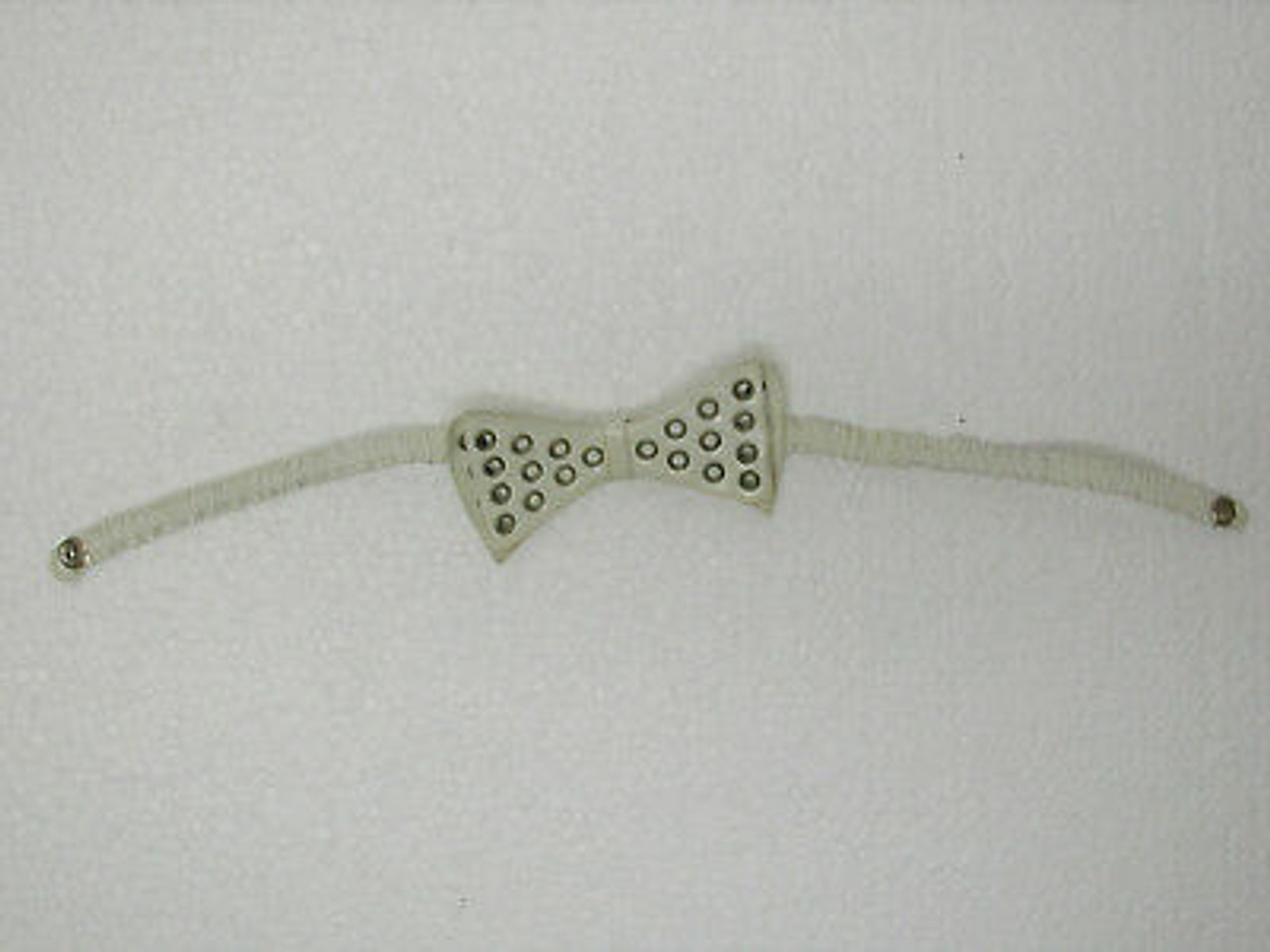 VINTAGE Women Italian White Leather Bow Tie with Grommets