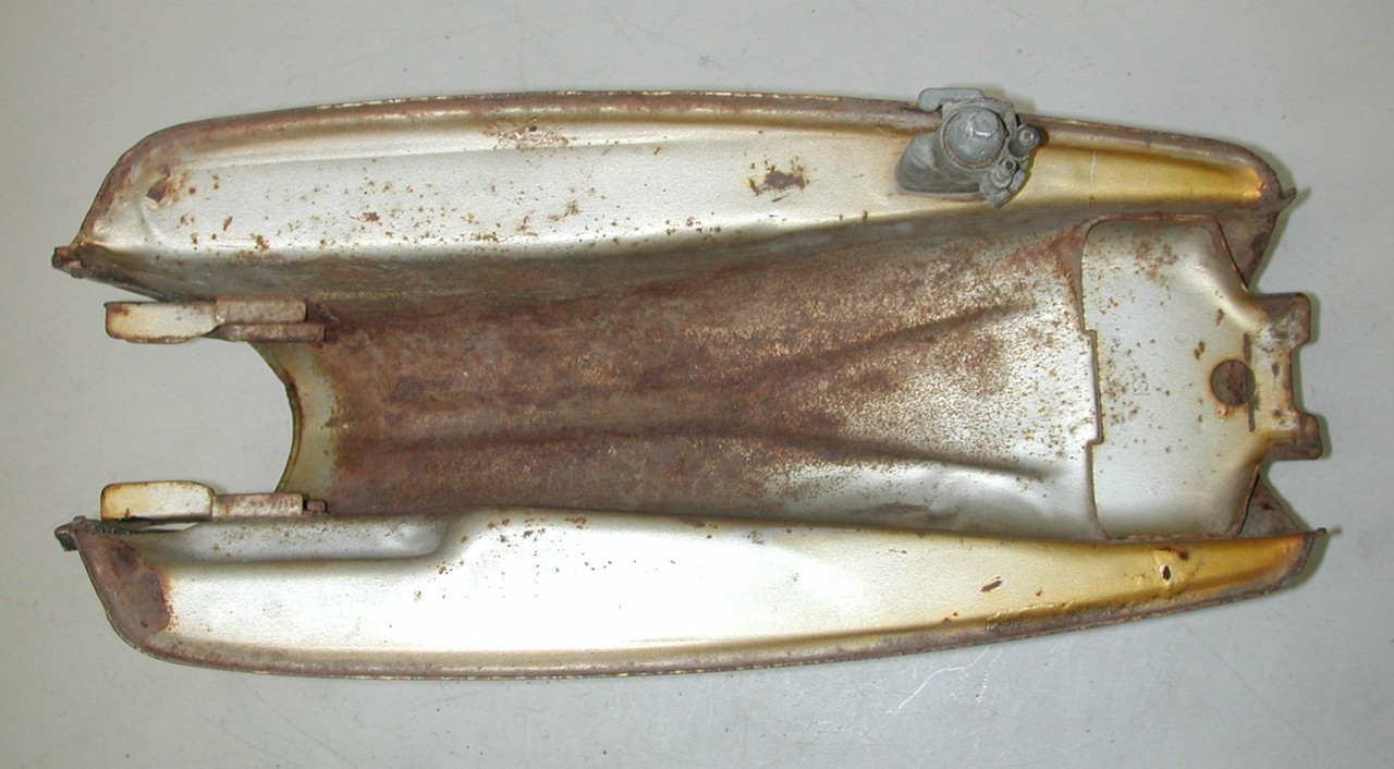 Vintage HONDA 1973 CB200 OEM Motorcycle Fuel Gas Tank