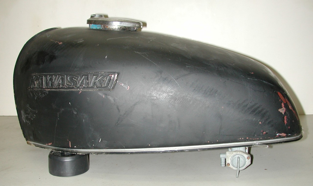 Vintage KAWASAKI Z1000 OEM Black Motorcycle Fuel Gas Tank