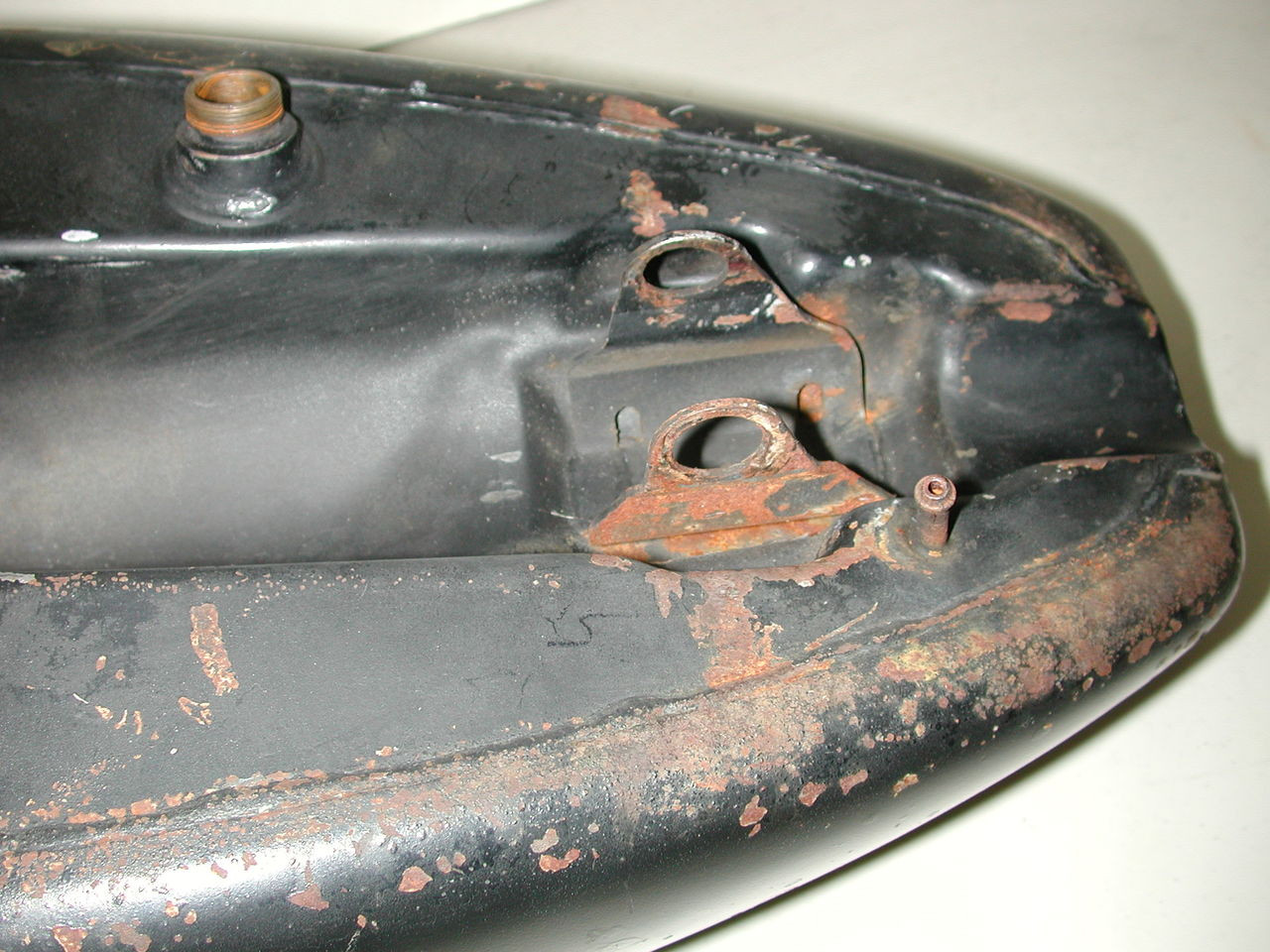 HARLEY DAVIDSON Sportster 3.3 Gallon Black Motorcycle Fuel Gas Tank
