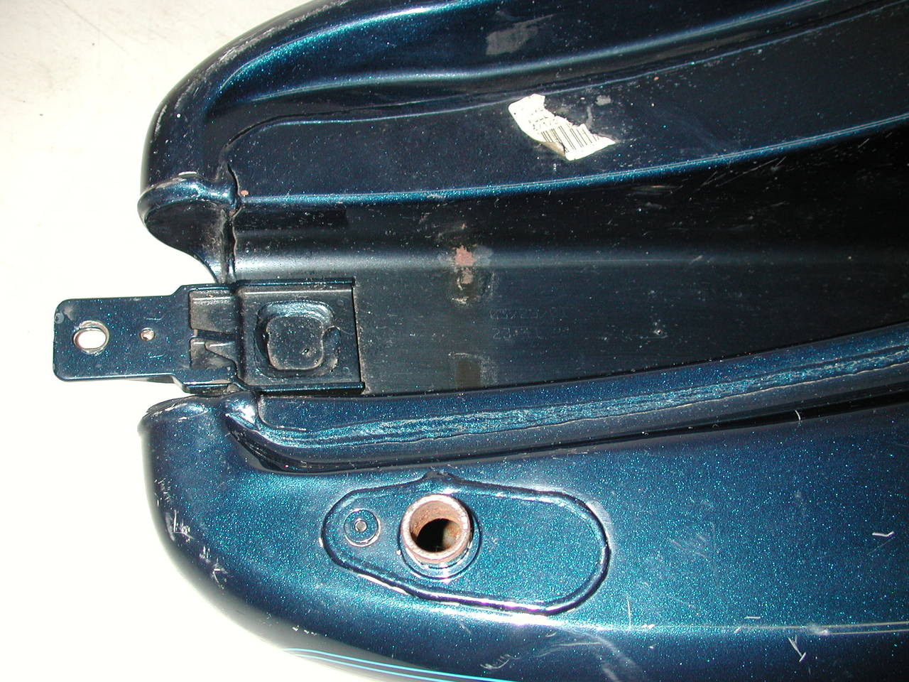 HARLEY DAVIDSON 2000-2003 Softail FLSTC FLSTF FLSTS OEM 62180-00D Fuel Gas Tank