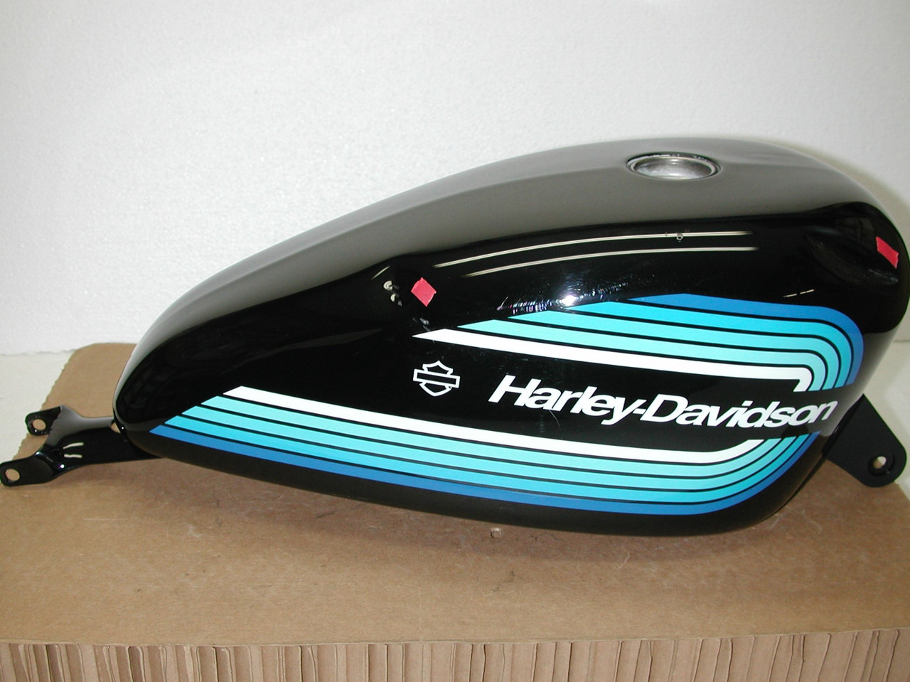 HARLEY HARLEY DAVIDSON Sportster 2020 EFI Black with Blue decals OEM Motorcycle Fuel Gas Tank