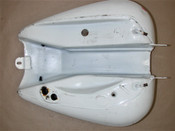 HARLEY DAVIDSON Road King FLHRI 2000-2003 OEM Motorcycle Fuel Gas Tank P/N: 61268-00