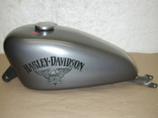 HARLEY DAVIDSON Sportster XL1200 XL883 OEM 61405-07 3.3 Gallon EFI Fuel Gas Tank