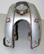 Vintage  HONDA 1973-1976 CB200 OEM 17500-354-000UI Motorcycle Fuel Gas Tank