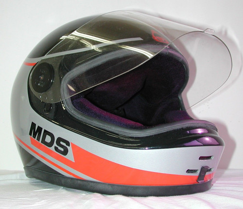 bell dirtbike helmet