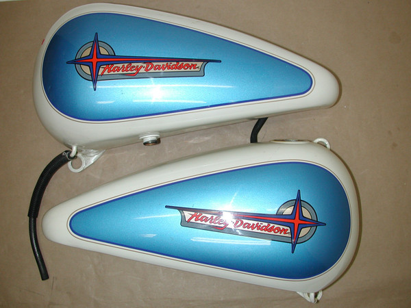 HARLEY DAVIDSON Softail FXSTC Custom Nostalgia OEM 5 Gal Split Fuel Gas Tank