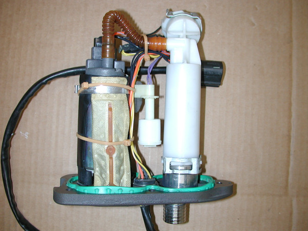 HARLEY DAVIDSON Sportster  2007+UP OEM 75268-07B Fuel Pump Sending Unit Assembly