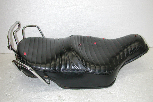 Vintage HARLEY DAVIDSON FL,FLH,FLH-80 OEM 52411-79A Dual Seat