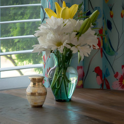 Mother of Pearl Double Band Keepsake Urn