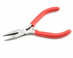 Excel 5" Serrated Jaw Needle Nose Pliers Excel 5" Serrated Jaw Needle Nose Pliers