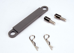 Battery hold-down plate (grey) / metal posts (2) / body clips (2) Battery hold-down plate (grey) / metal posts (2) / body clips (2)
