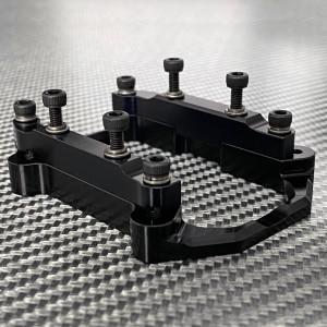 1ARMY HB D819/D8T/EVO3 ENGINE MOUNT AND HARDWARE 5MM 1ARMY HB D819/D8T/EVO3 ENGINE MOUNT AND HARDWARE 5MM