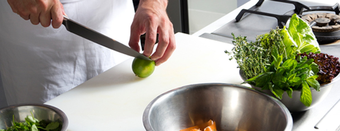 Arnest Antibacterial Food Preparation Cutting Board – BZMOMMY