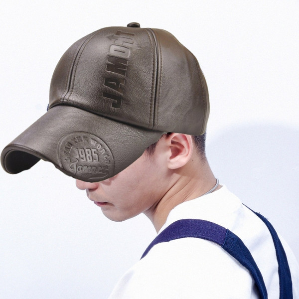 Jamont 9553 PU Leather Autumn and Winter Baseball Cap Embossed Outdoor Peaked Cap