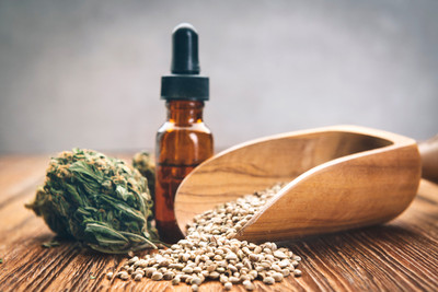 Hemp Oil vs CBD Oil: What's the Difference? 