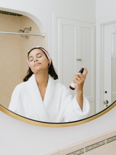 10 Essential Skincare Habits for Radiant and Healthy Skin
