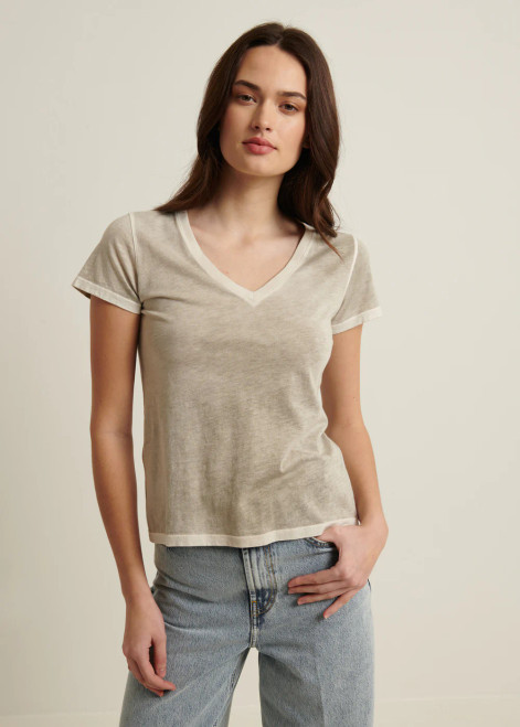 Reverse Spray Lightweight Pima Cotton V-Neck T-Shirt_ Deep Olive