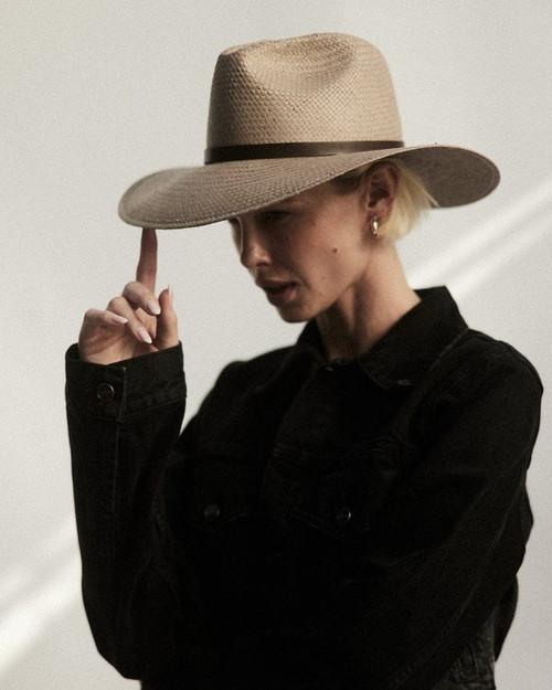 Judith Packable Straw Hat_ Taupe