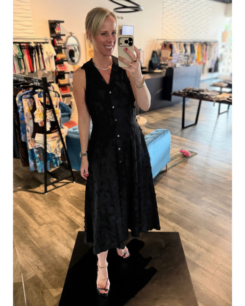 Floral Embroidered Lace Dress_ Black