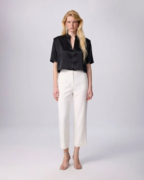 Phaenna Shoulder Pleat Tee_ Black