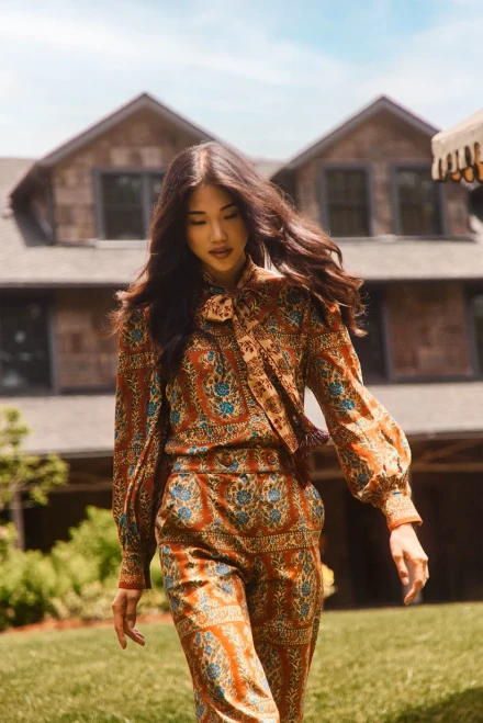 Karis Blouse_ Amber Glen Brown 