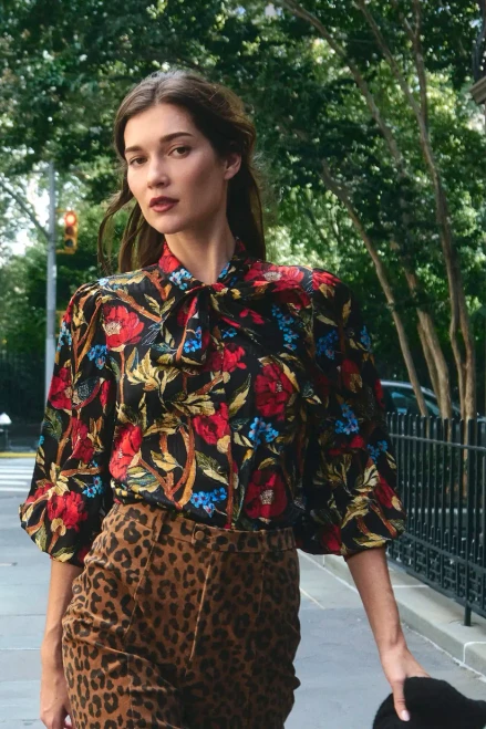 Tess Blouse_ Palais Floral Onyx