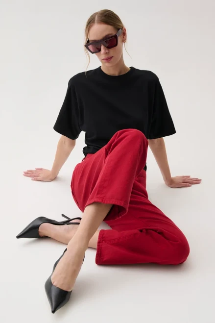 Lexi Mid Rise Bowed Straight_ Savvy Red