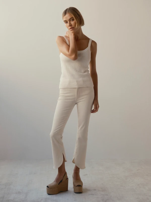 Bridget Boot High Rise Crop Jeans_ Crema Scalloped