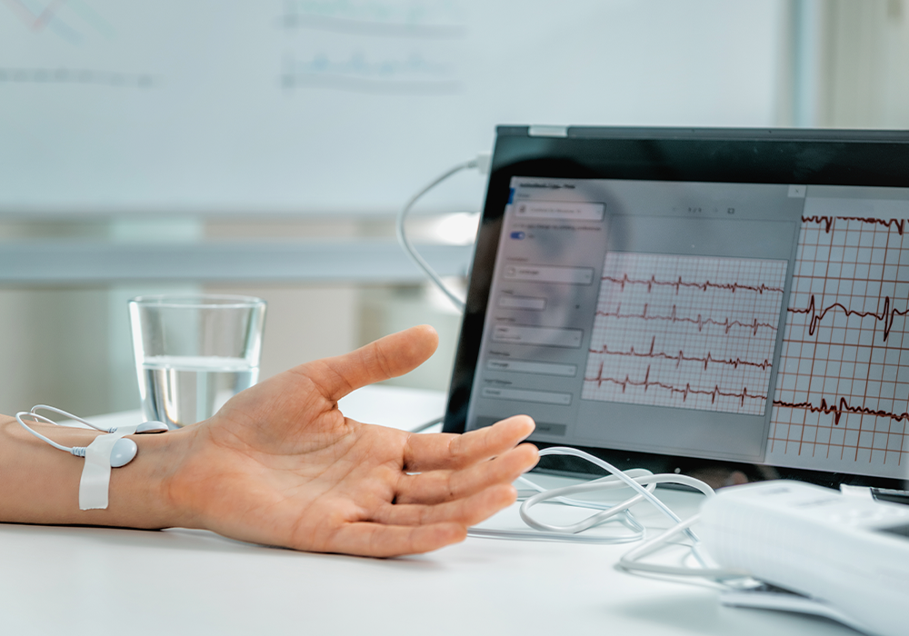 Toma de Tensión Arterial y Electrocardiograma 7