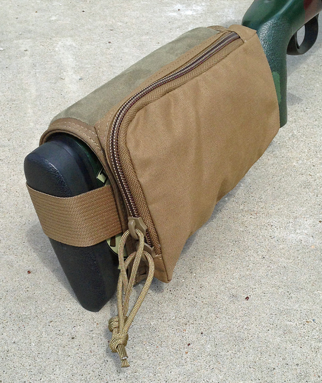 COMRADE TRIANGLE STOCK POUCH