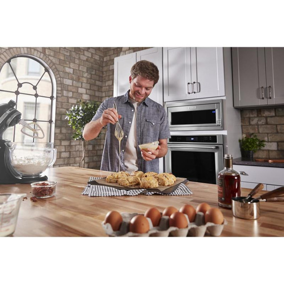 Kitchenaid® 900 Watt Built-In Low Profile Microwave with Slim Trim Kit YKMBT5011KS