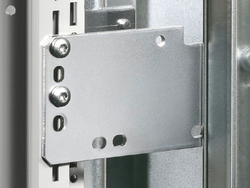 TS 8800630 | TS Mounting plate attachment, installation: side with mountingplate infill, in the penultimate position/set forwardImage_1