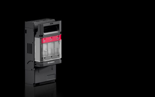 RX 9363005 | RiLineX NH fuse switch disconnector, RiLineX NH fuse-switch-disconnector in sizes 00 for mounting plates. The cover is lockable, sealable and features visual fuse monitoring. The safe voltage test takes place via the integrated measuremeImage_1