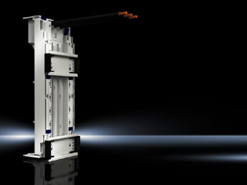 SV 9340710 | SV OM adaptor, 40 A, 690 V, 3-pole, connection cable AWG 8, WH: 75x208 mm, 2 insert strips, 2 metal support railsImage_1