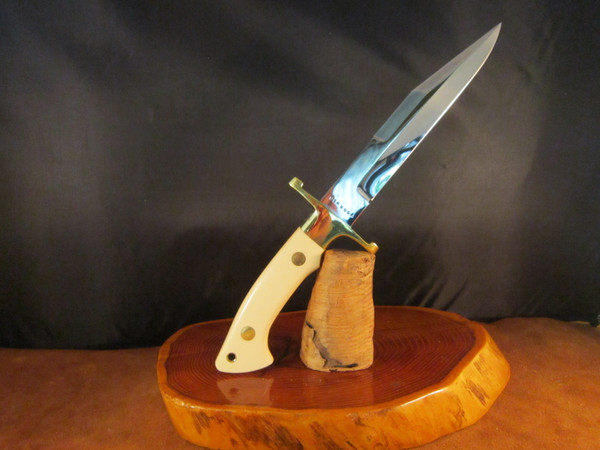 Beautiful blade ; Voorhis imprint on blade