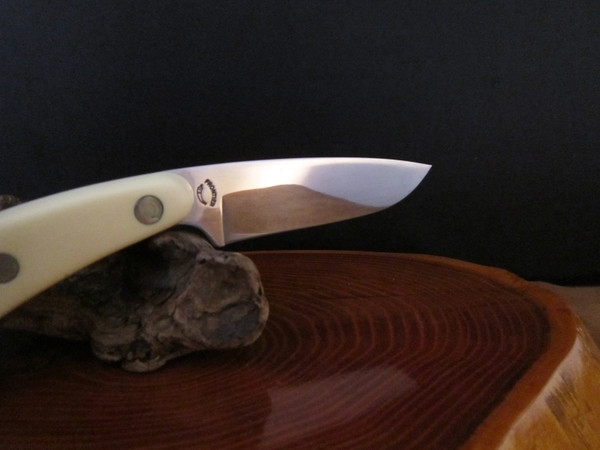 Frontier Imperial 432 Drop Point Skinner