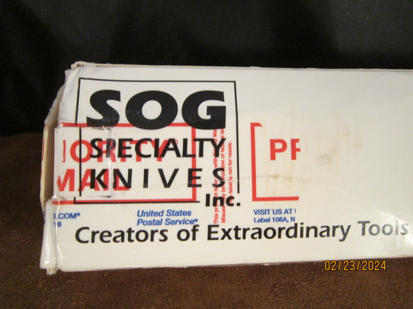 SOG Seal Team 2000 Skindiver damaged box