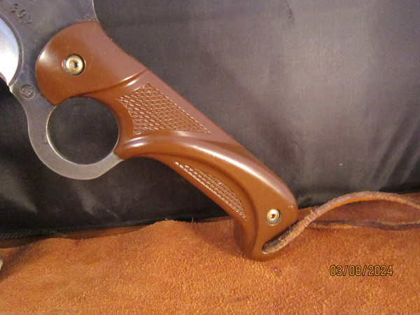 Jefferson Spivey Sabertooth Knife polymer handle - brown