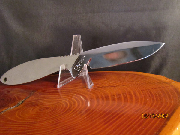 1968-70 Ensign knives, Gil Hibben made knife