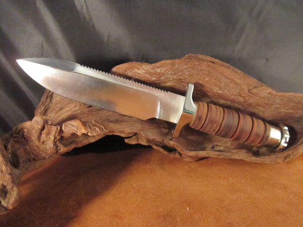 Vintage Hackman Survival knife- exceptional