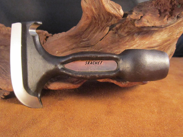 Skachet Survival Tool