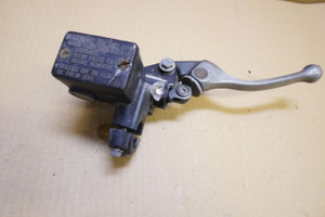 Front brake master cylinder  -  Τρομπα μπροστινου φρενου XRV750 RD07