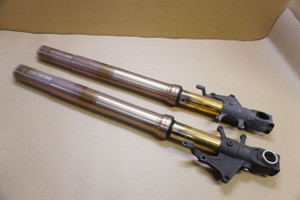 Set of front forks - Μπροστινα καλαμια GSXR1000 K1