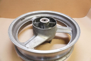 Rear wheel  -  Πισω τροχος CB-1 400