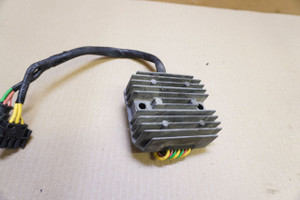 Regulator - Ανορθωτης F650 CS SCARVER