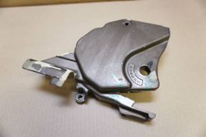 Front sprocket cover - Καπακι μπροστινου γραναζιου κινητηρα XRV750 RD04