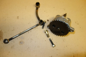 Oil pump - Τρομπα λαδιου KLE250 Anhelo